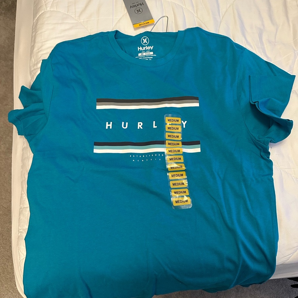 Hurley Men's Blue Graphic T-Shirt NWT - Medium